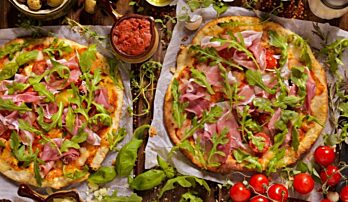 Recept na zdravou pizzu plnou bílkovin